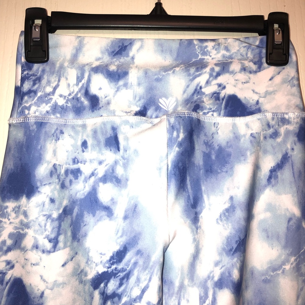 Forever 21 Blue Tie-Dye Marbled Leggings size S
